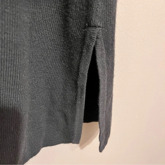 Charcoal Grey Long  Knit Vest - Picture 4 of 4